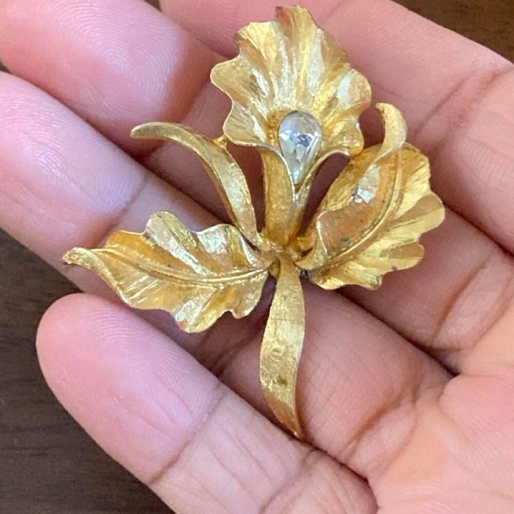Vintage Mamselle Signed Gold Plated Orchid Brooch Pin Textured Mid-Century